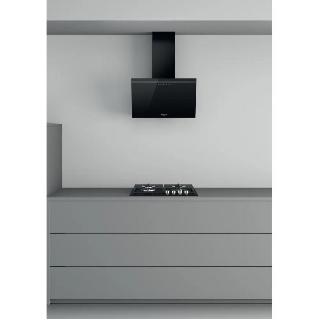 Campana extractora Whirlpool AKR62FLTK avec filtre et commandes visibles, vue de face, en accessoires de cuisine.