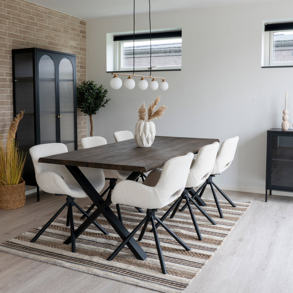Toulon and Amorim Dining Set – Oak