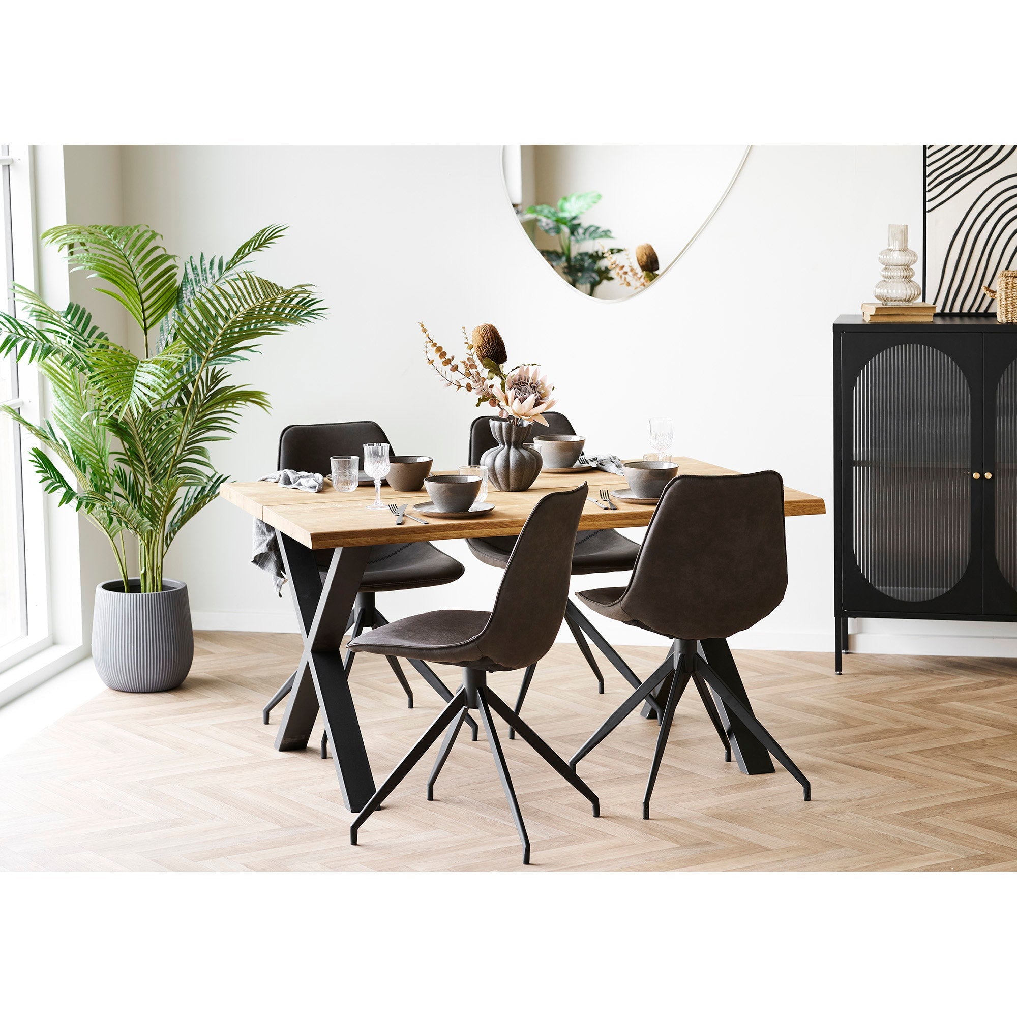 Toulon and Monaco Dining Set – Microfibre